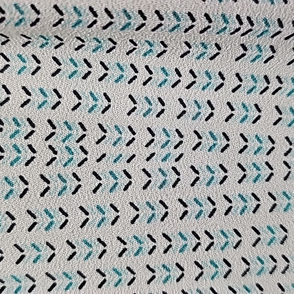 Ann Taylor Loft Faux Wrap Top - Picture 3 of 6